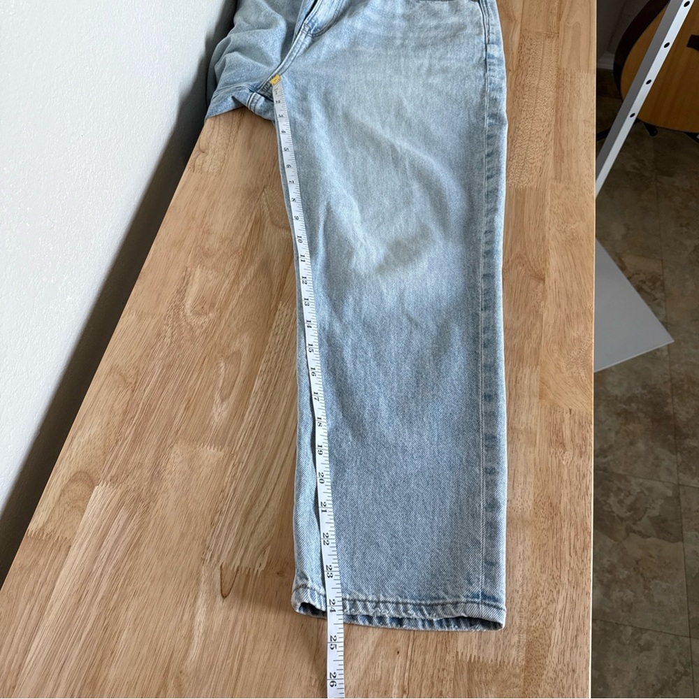 American Eagle Women’s Strigid Mom Light Blue Jeans Size 12 XShort - Picture 10 of 10